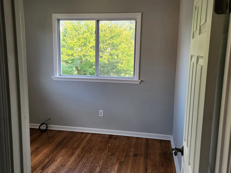 9412 Ravenswood St #2 — Photo 5