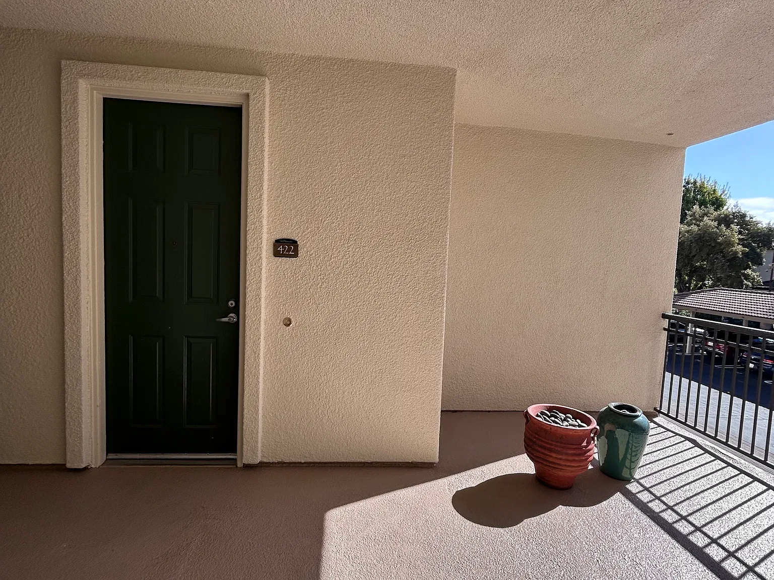 1 bed, 800 sqft, $1,900 — Photo 3