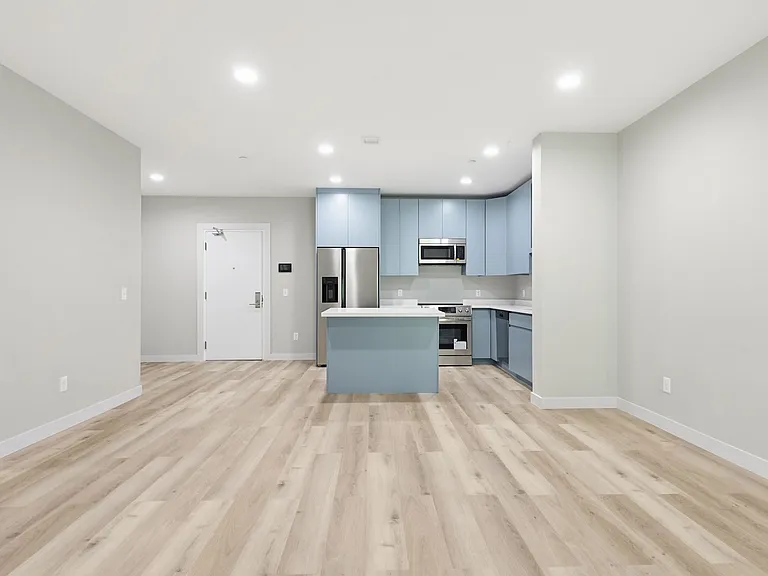 Taj Estates of Franklin II — Photo 119