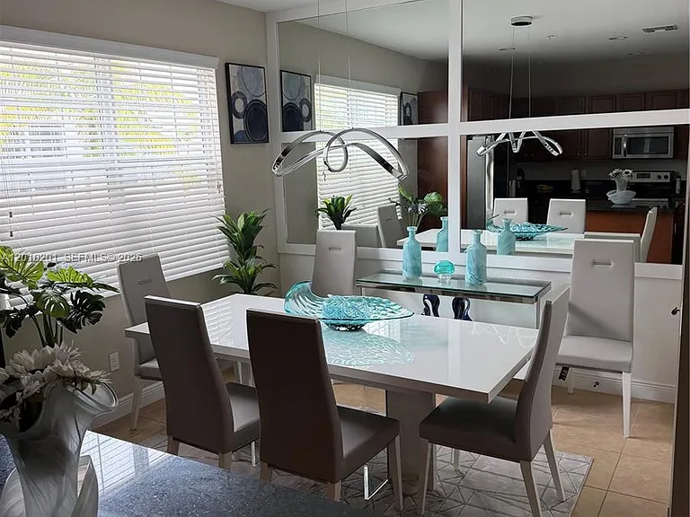 11942 SW 26th Ct — Photo 5