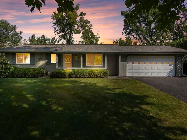 1797 Richard Ct, White Bear Lake, MN 55110