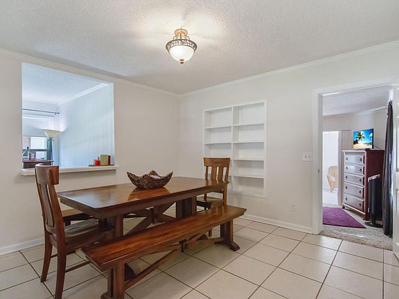 5th image of 10504 Akers Dr S
