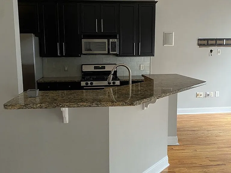 280 Carlyle Park Dr — Photo 3