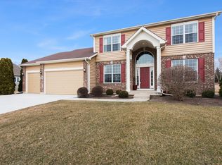 1600 Reagan Blvd, McHenry, IL 60051