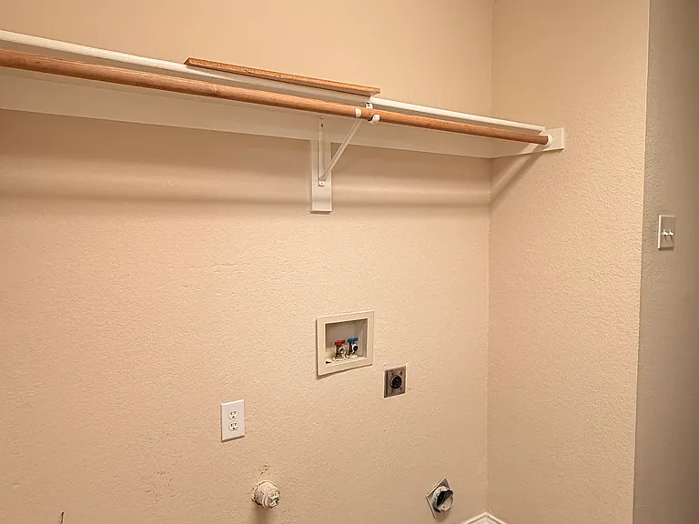 3207 Scenic Glen Dr — Photo 17
