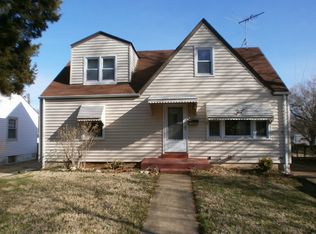 10007 Northfield Dr, Saint Louis, MO 63114