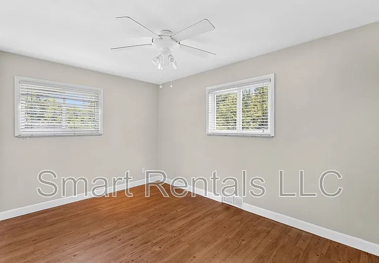 855 Teson Rd — Photo 11
