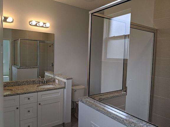 5th image of 929 Gateshead Ct