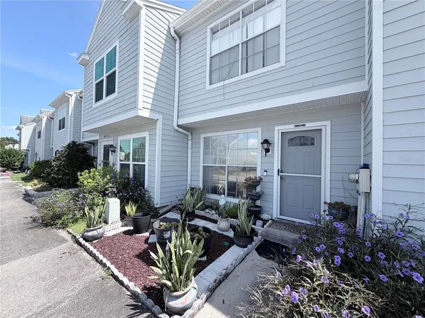 6720 121st Ave APT 11, Largo, FL 33773