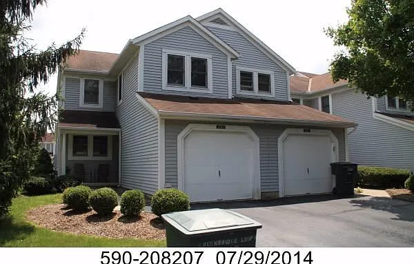 2 bed, 1.5 bath, 1344 sqft, $1,100 — Photo 1