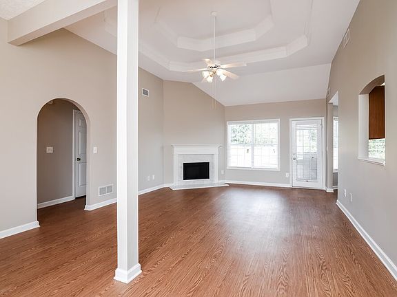 3rd image of 3413 Summit Creek Ln