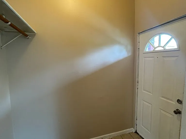 5932 S Morgan St — Photo 3