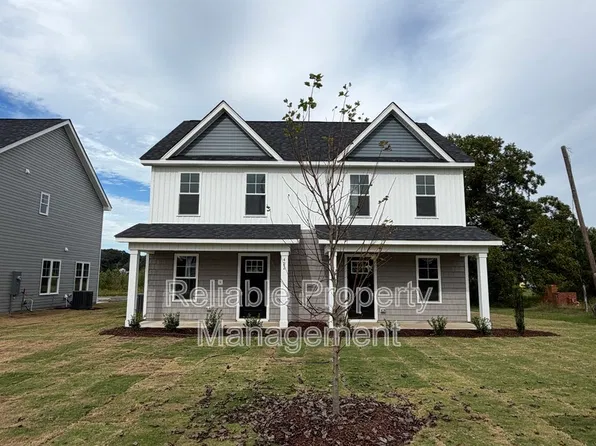 420 W Main St, Pine Level, NC 27568