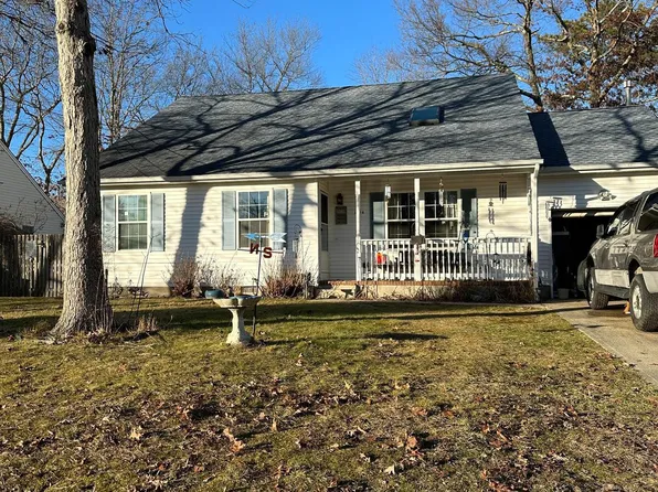 1194 Steamer Ave, Manahawkin, NJ 08050