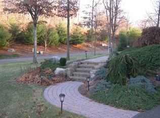 20 Suffolk Dr, Madison, CT 06443