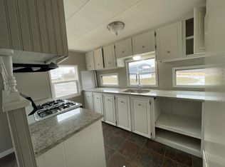 104 Court Dr #104, Greenwood, MO 64034