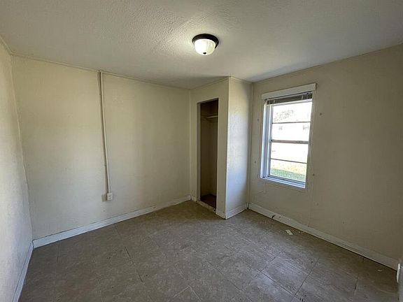 5th image of 117 Washington Ave