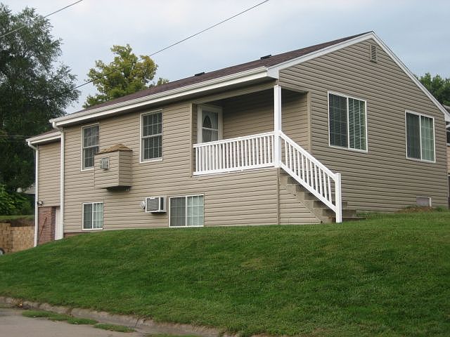 1st image of 6056 1/2 Parker St