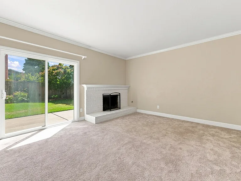 1220 Swordfish St — Photo 15