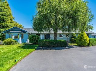 16615 Kamb Rd, Mount Vernon, WA 98273