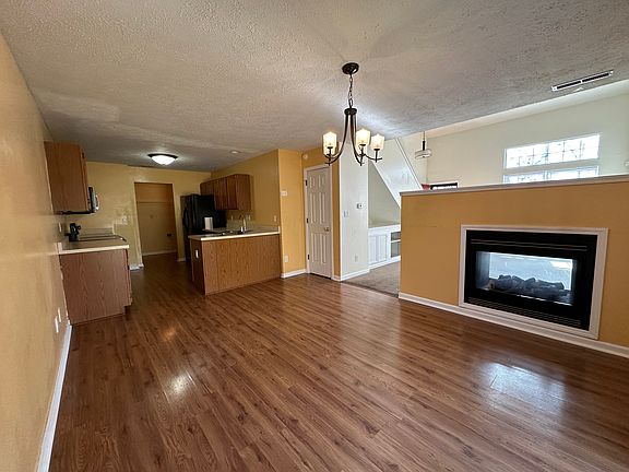 3rd image of 5044 Clarkson Dr
