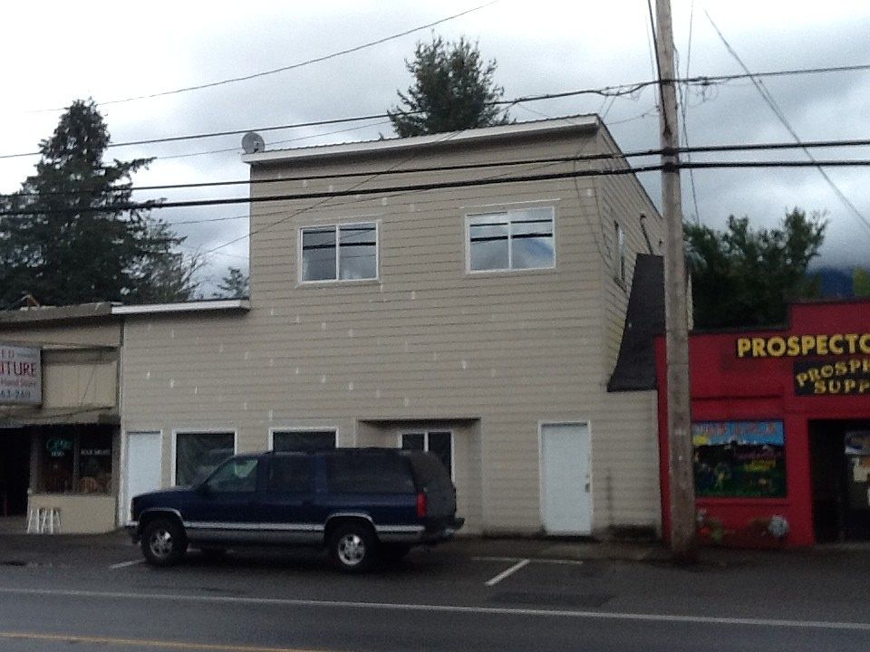 2nd image of 117 Croft Ave