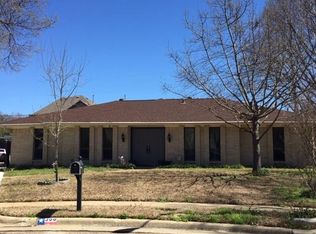 300 Britain Cir, Irving, TX 75062