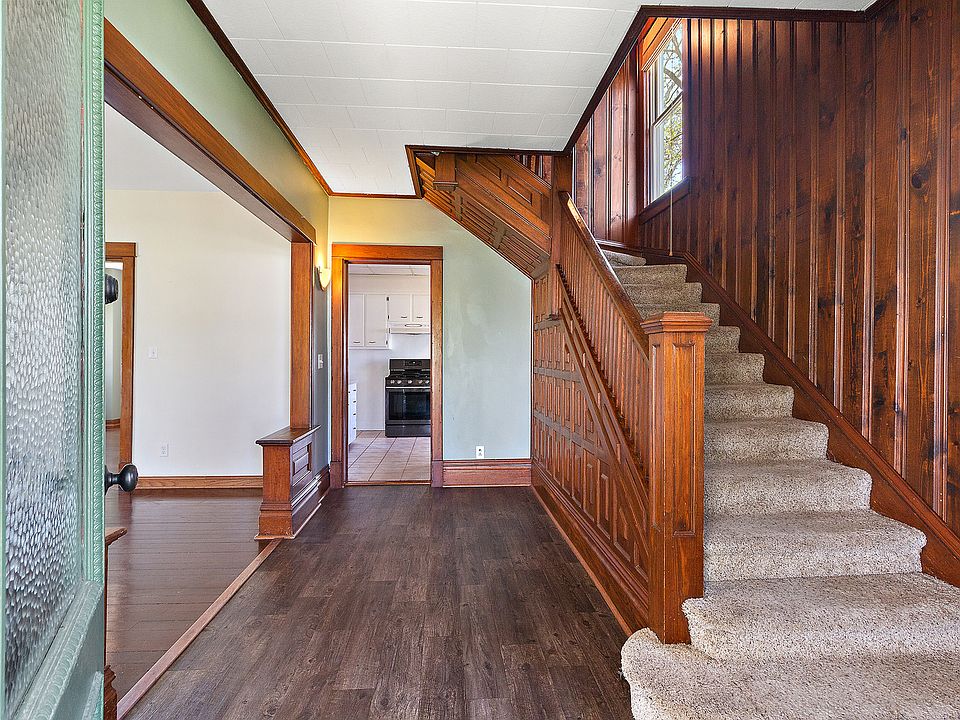 308 E Washington St, Ashkum, IL 60911 Zillow