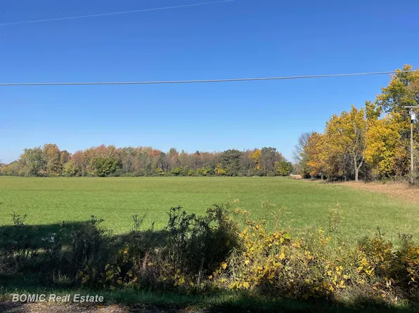 8900 Birch Run Rd, Millington, MI 48746