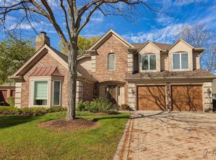 509 Rivershire Pl, Lincolnshire, IL 60069