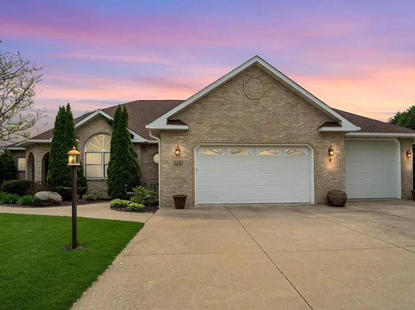 436 S Pine Grove Ln, Hortonville, WI 54944