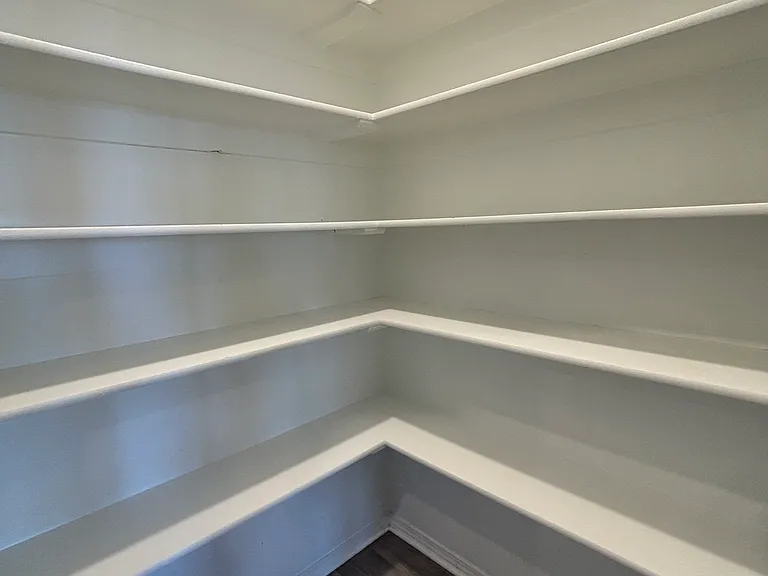 2524 Alice Way — Photo 17