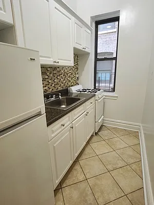 Rented by Corcoran | media 12