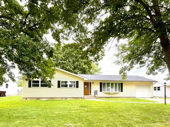 1507 Rutledge Dr, Lincoln, IL 62656
