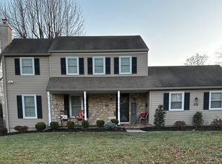 1127 Donna Dr, Fort Washington, PA 19034