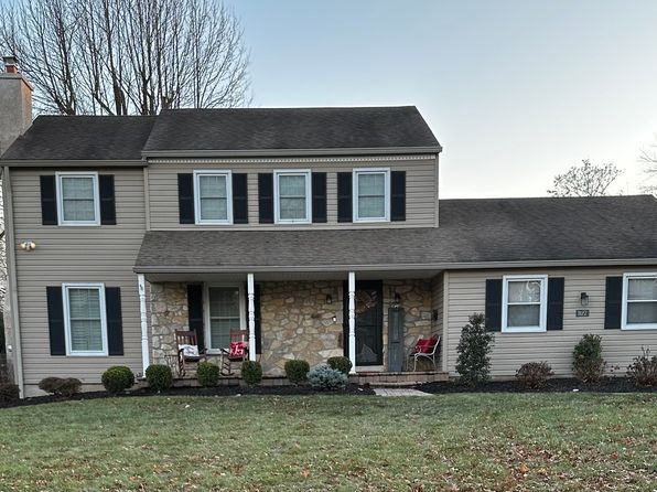 1127 Donna Dr
