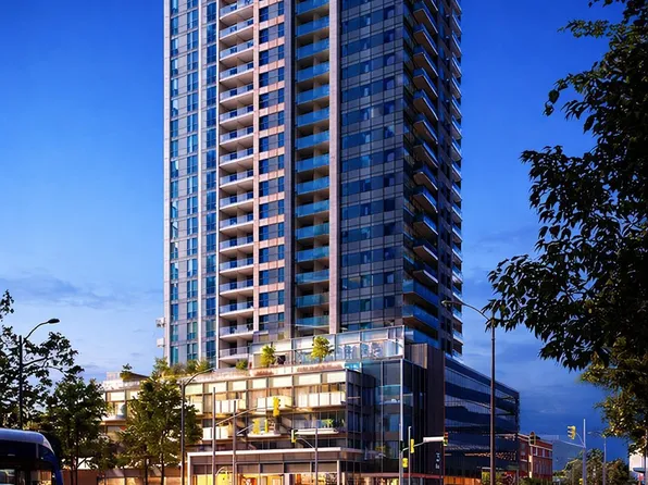 60 Frederick St #3302, Kitchener, ON N2H 2L7