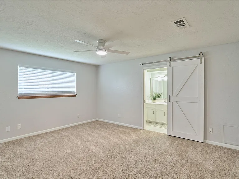 24803 Lori Ln — Photo 24