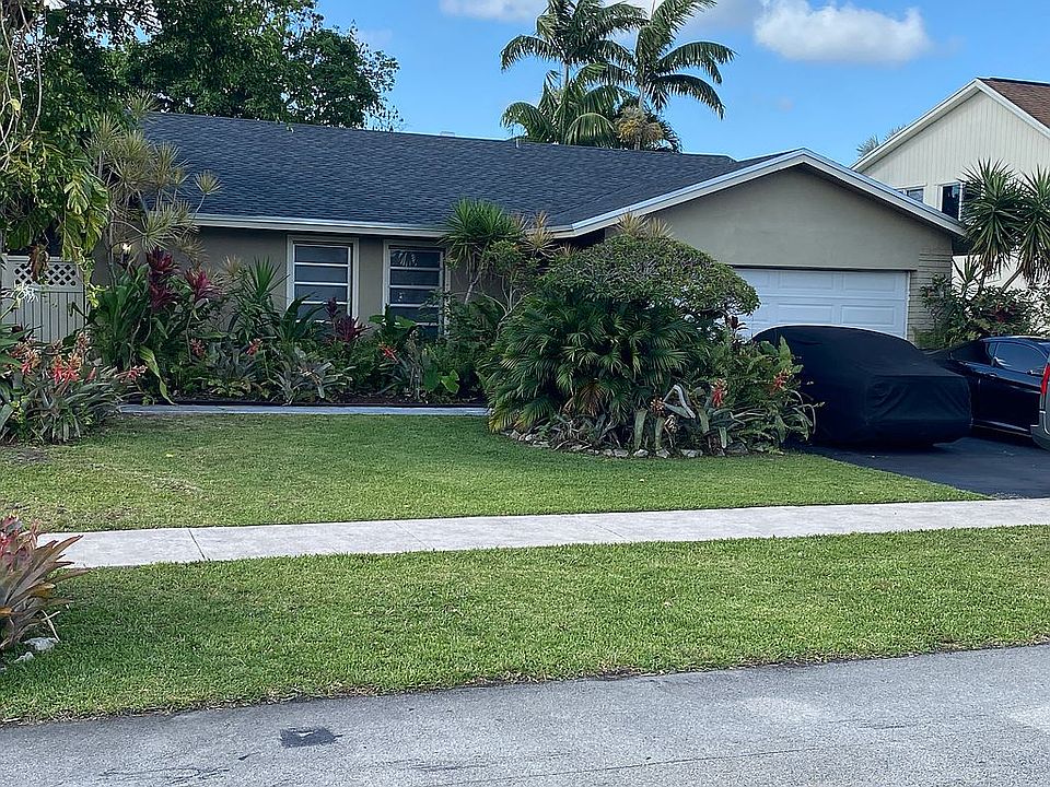 1st image of 9340 NW 39th St