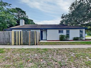 3865 Bright Leaf Ct, Jacksonville, FL 32246