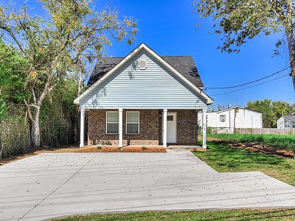 2nd image of 1807 Old Savannah Rd