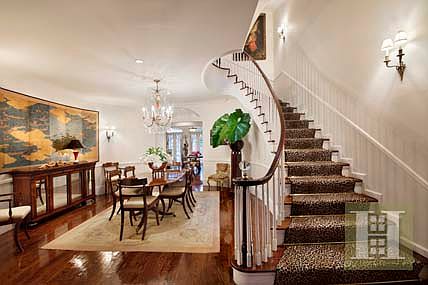 1st image of 22 Charlton St