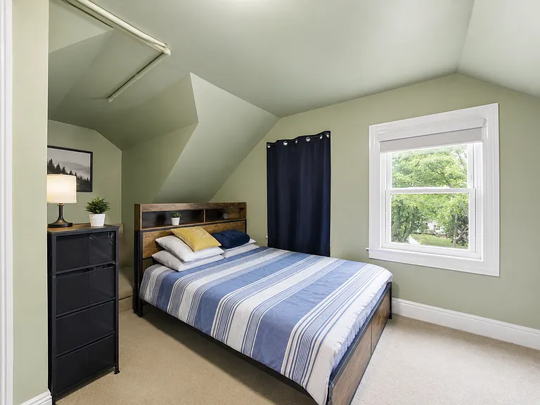 356 Cedar Ave — Photo 16