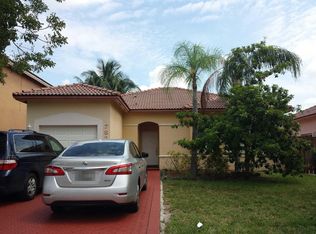 7831 NW 193rd Ter, Hialeah, FL 33015