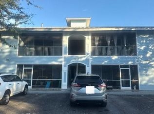 1040 Hancock Creek South Blvd, Cape Coral, FL 33909