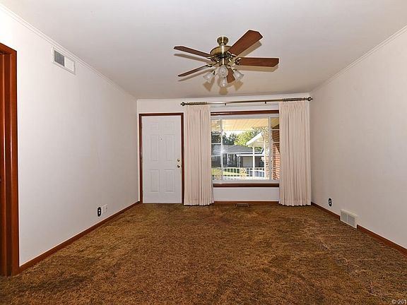 3rd image of 427 S 78th East Ave