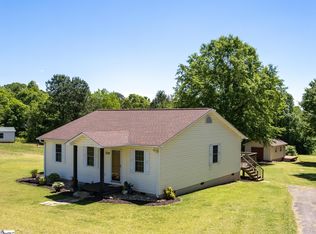 210 Red Hawk Dr, Campobello, SC 29322