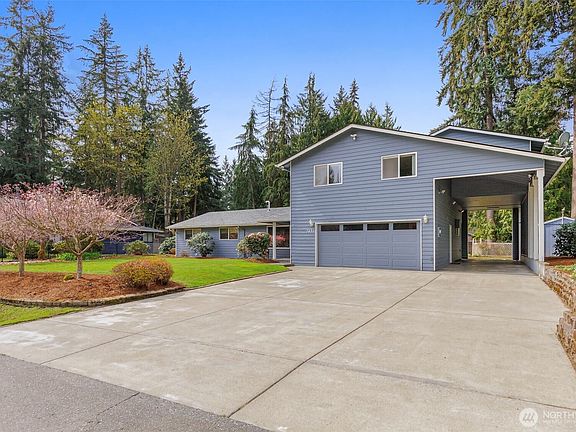 2nd image of 7451 Lazy S Lane NE