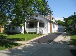 710 W Grove Ave, Waukegan, IL 60085