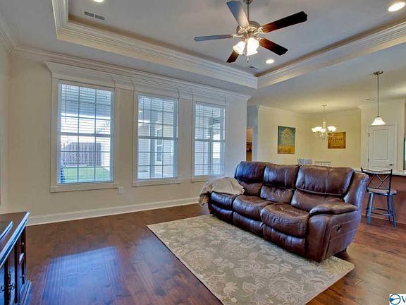4th image of 38 Moore Farm Cir NW